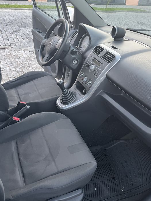 Opel agila 2010 diesel — photo 4