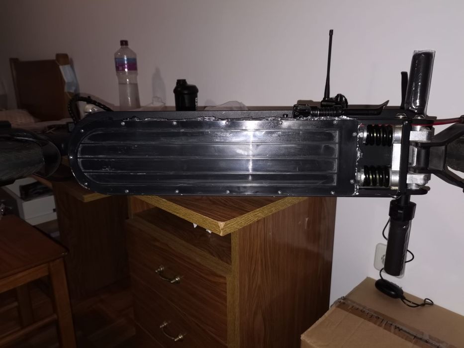 Vende-se trotinete usado preço negociable.