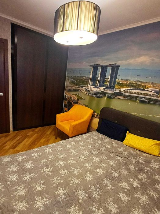 Продажа 2-комнатной квартиры с ремонтом Набережная Победы 48!!