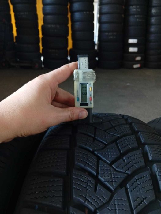 Зимові шини R17 215/65 99V Dunlop Winter Sport 5 арктика скандинавка на Volkswagen Tiguan