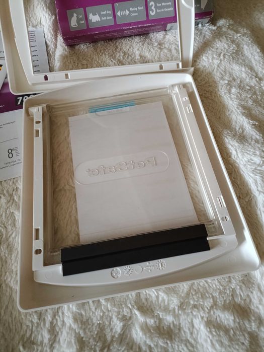 Staywell nowe drzwiczki dla psa lub kota