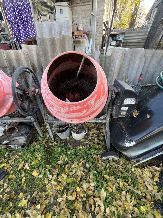 Электро инструмент , читайте описание