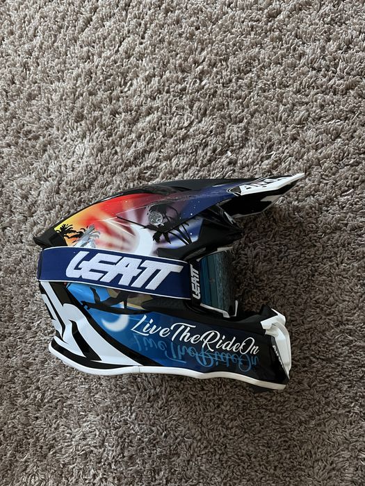 Рідкісний шолом Airoh Twist 2.0 LazyBoy з окулярами LEATT