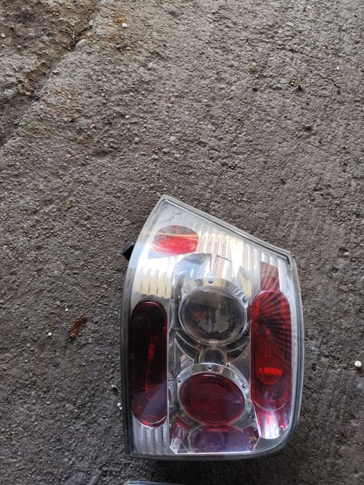 Lampy tylne VW  Golf IV