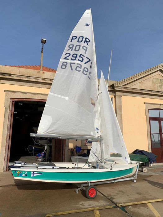 Snipe POR 29578 (1999) — Estaleiros Venturi + Atrelado — 4.000€