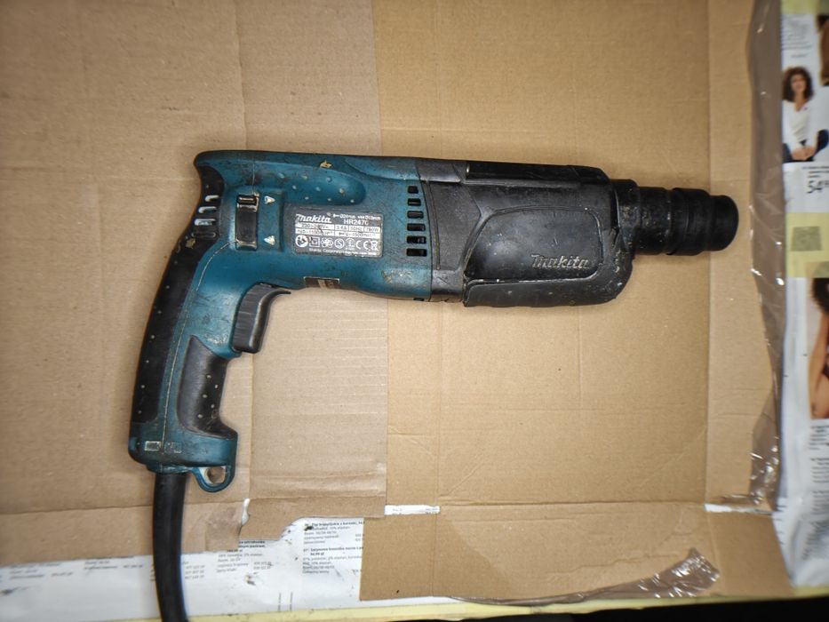 Młotowiertarka Makita hr2470