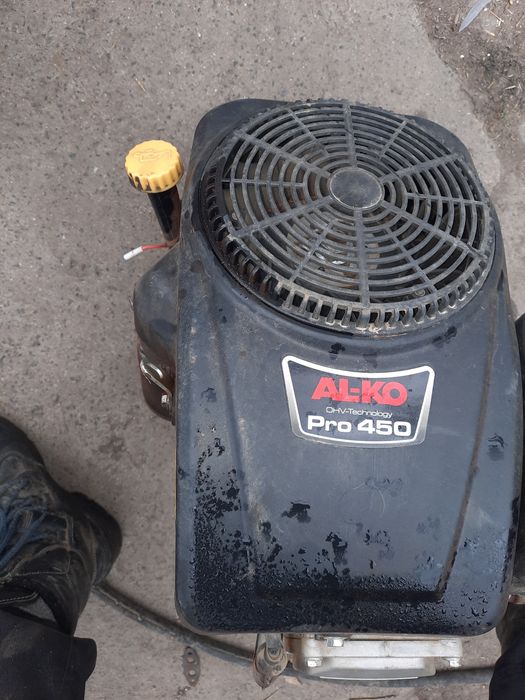 Antyki wyprzedaż kolekcji Silnik do traktorka loncin alko