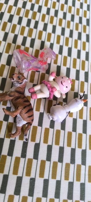 Miniaturas frozen, dra brinquedos, tigre