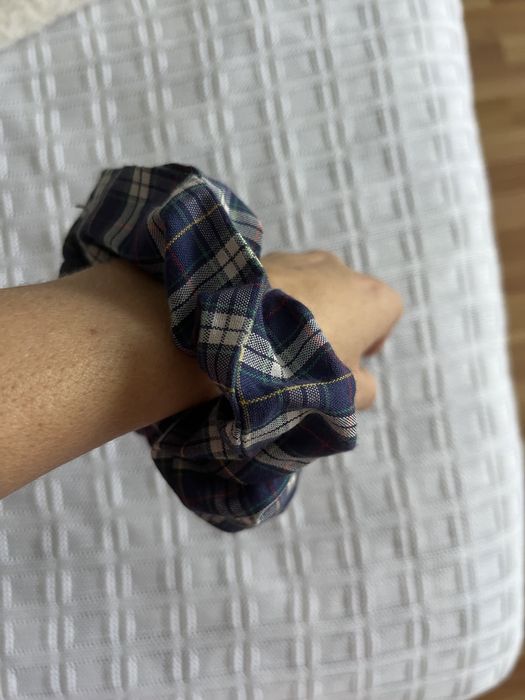 Scrunchie /Elásticos de cabelo em tecido colorido