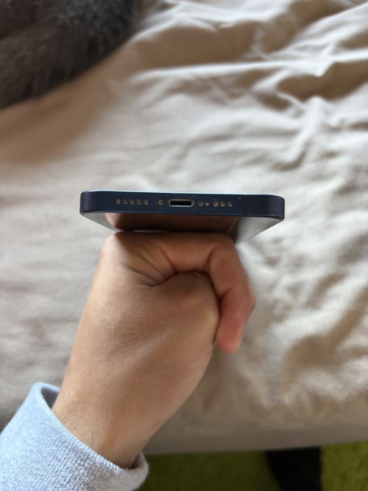 Iphone 12 64gb usado