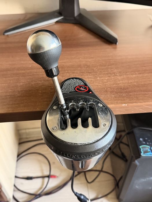 Skrzynia biegów Thrumaster th8a