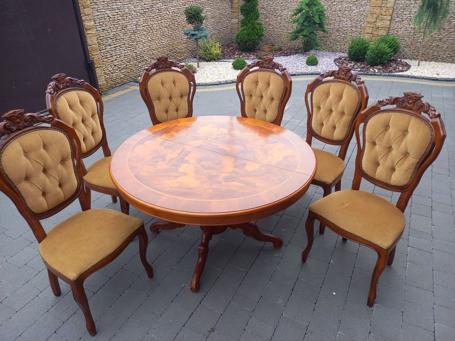 Столи та крісла. Італія.