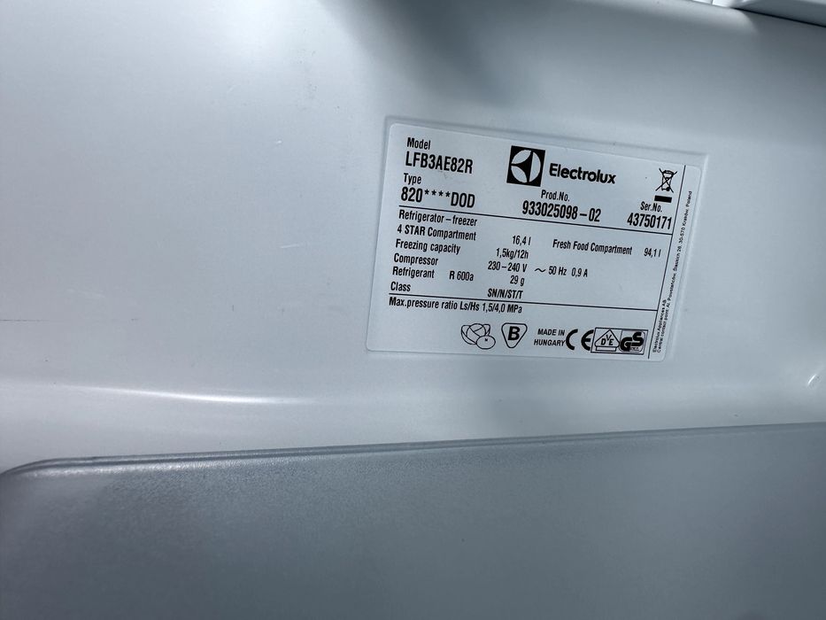 Lodówka Electrolux LFB3AE82R