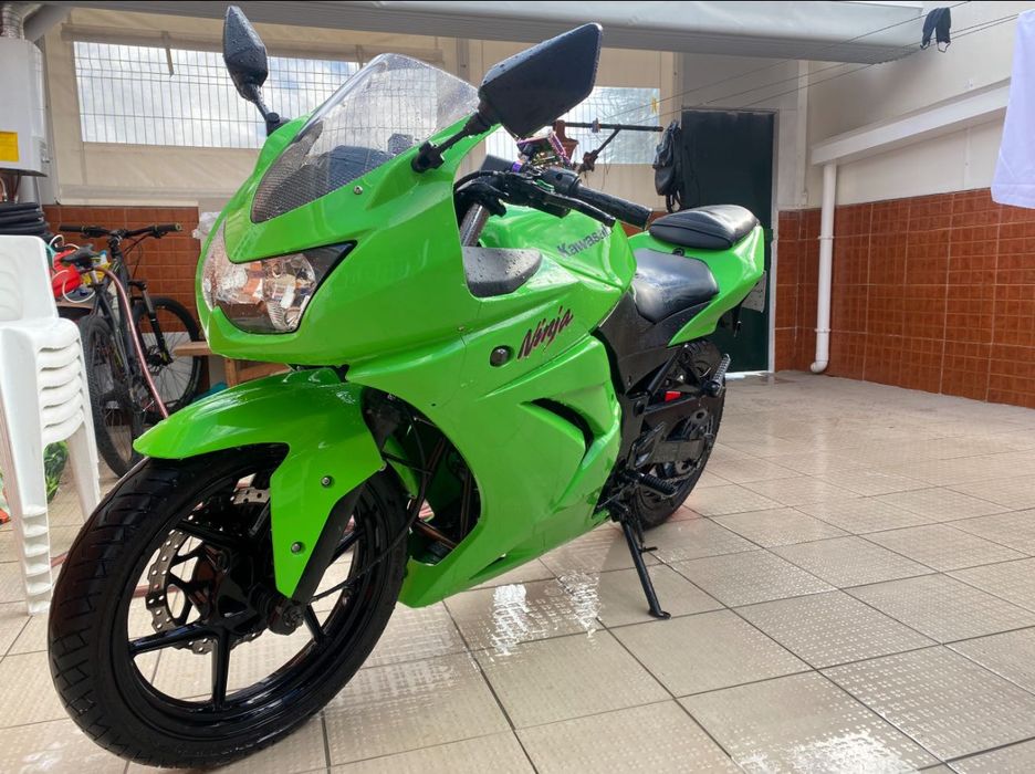 Kawasaki Ninja 250