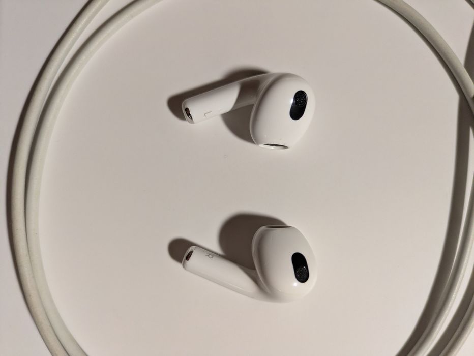 Airpods 3 muito pouco usados