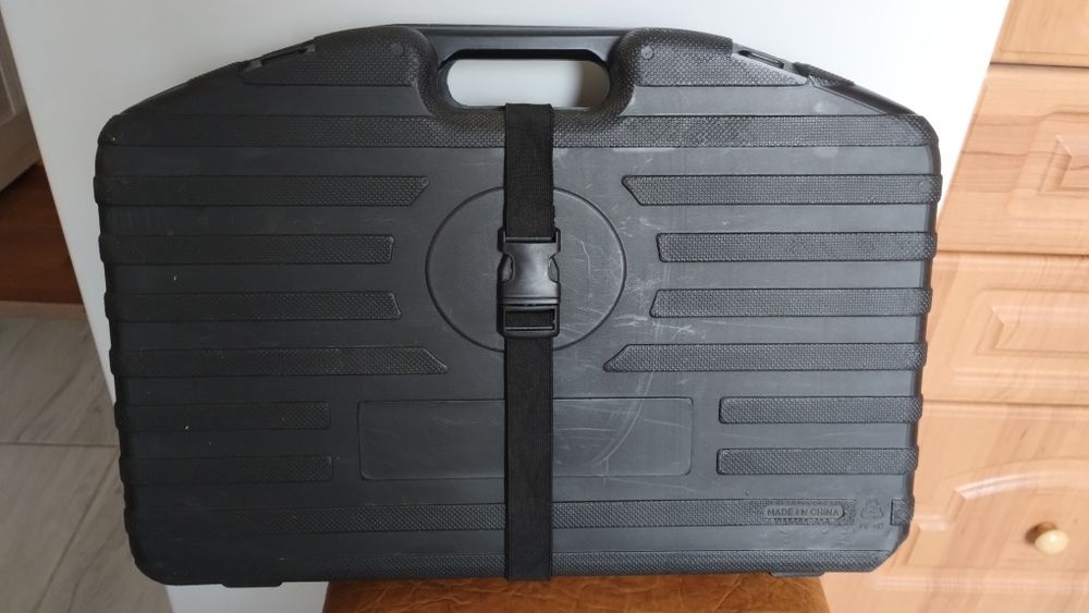 Набір шампурів в кейсі