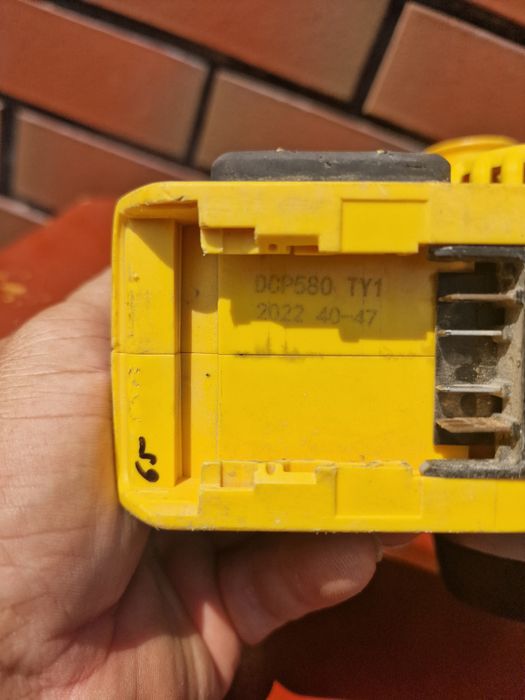 Dewalt DCP580 strug chebel