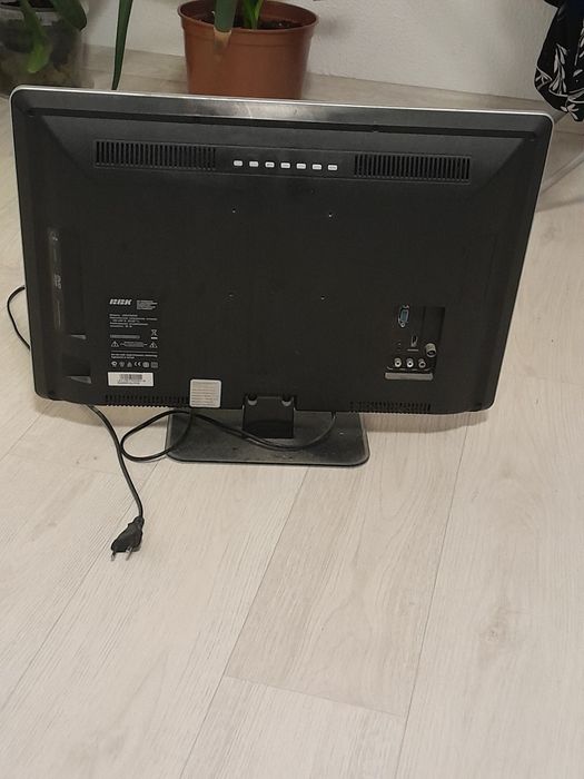 Продам телевизор BBK