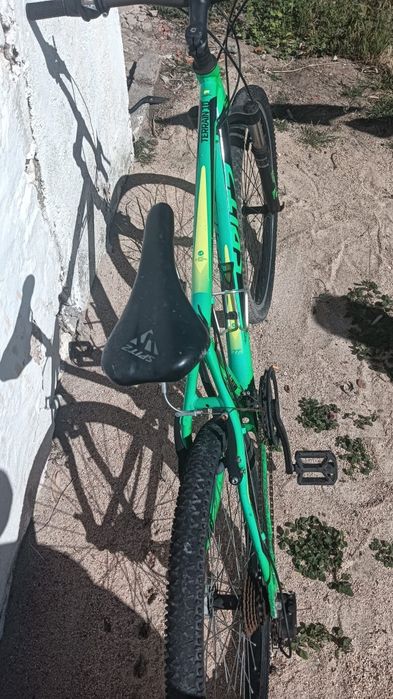 Bicicleta SATZ roda 26 perfeita pra andar em passeios e outras coisas