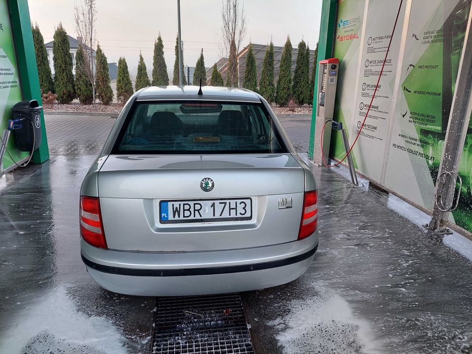 Skoda Fabia sedan 2005r