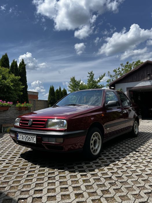 Volkswagen Vento GLX 1.8 benzyna 75 KM | 1994