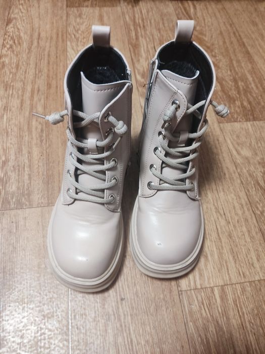 Зимние ботинки на девочку 38 размер, по стельке