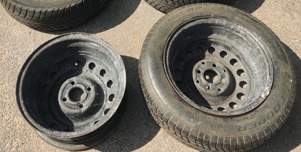 Диски автомобільні з резиною R14 PCD4x100 DIA56.56