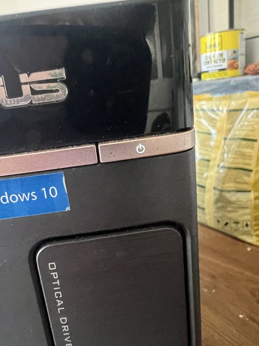 Computador torre desk Asus