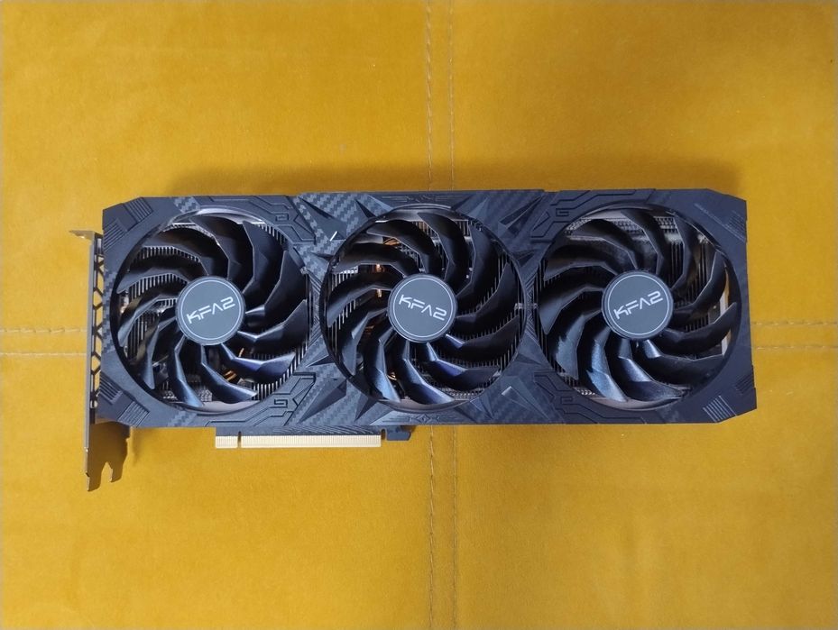 KFA2 GeForce RTX 4070 1-CLICK OC 3X 12GB GDDR6X GWARANCJA sprawna 100%