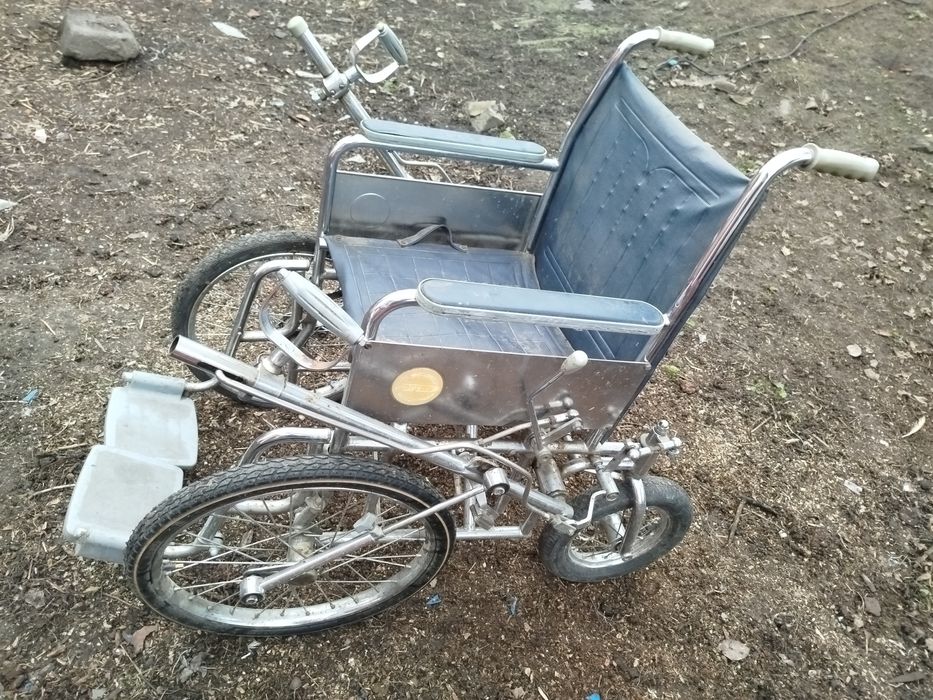 Продам інвалідну коляску