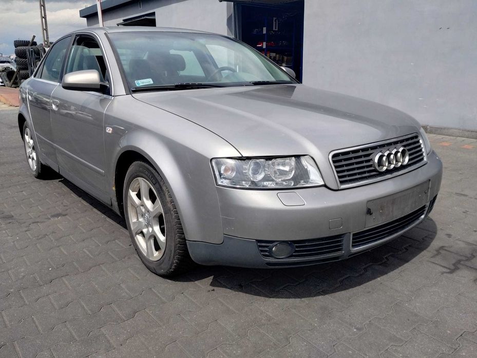 maska przód przednia Audi A4 B6 Lakier LY7Q, części