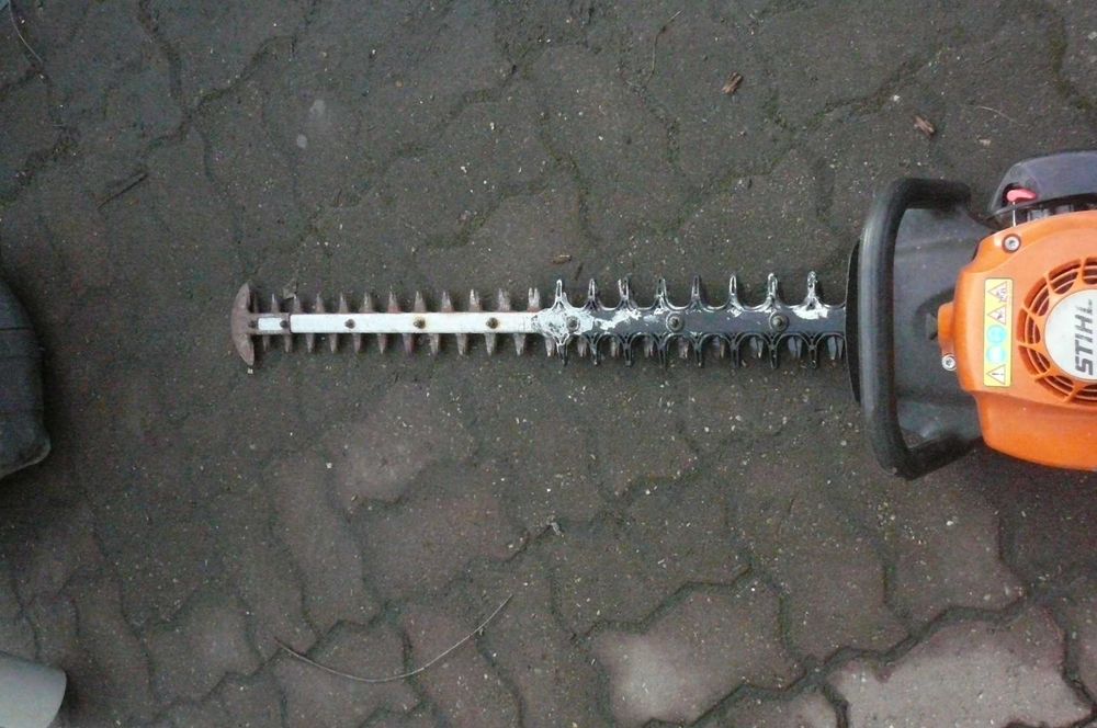 Nożyce do żywopłotu spalinowe Stihl HS 81 R prowadnica 70 cm sekator