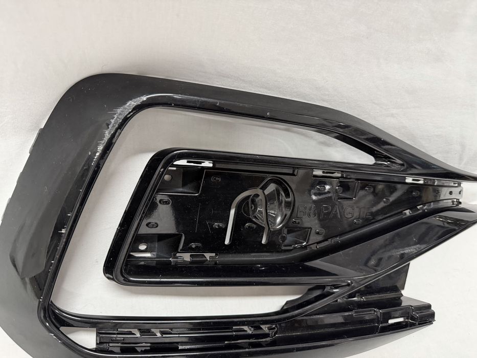 Kratka Zderzaka Prawy Przód VW Passat B8 LIFT 19-23r.