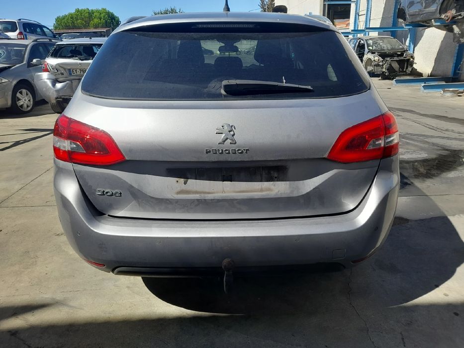 Para peças PEUGEOT 308 SW II