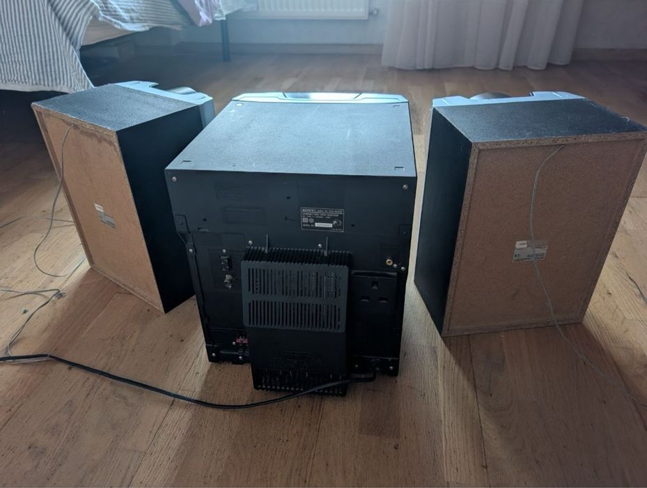 Музикальний центр Sony MHC-RG222.