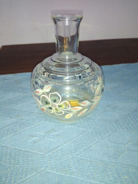 Quatro bonitas garrafas.