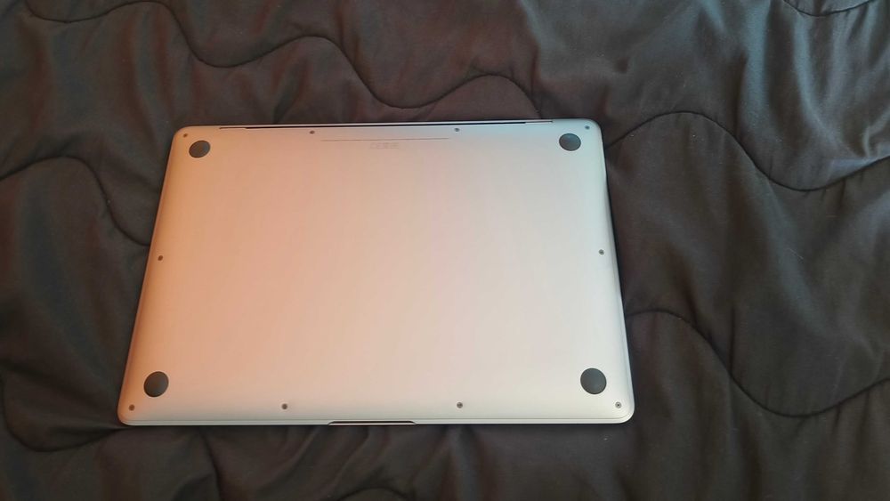 MacBook Air M1 16GB/256GB silver, bateria 93%