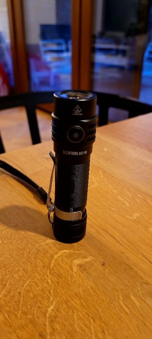 Latarka Sofirn sc 18