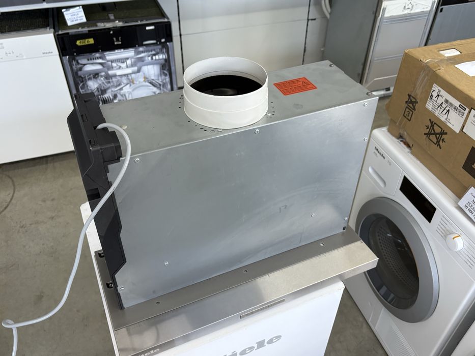 Вбудована телескопічна витяжка Miele DAS 2620 Німеччина