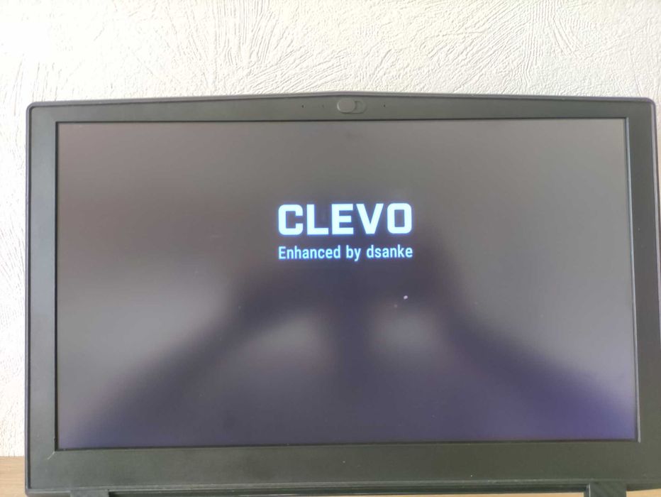 Ноутбук Clevo P750DM2-G / QH8H (i7 8700 ES) / RTX 2060 6GB / 16GB RAM / NO SSD / 1080p 60Hz / 230W