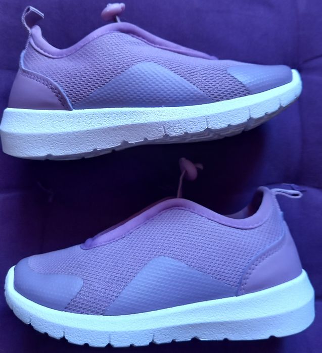 Fajne fioletowe buty/ adidasy dziewczece 26 (25) (16 cm)