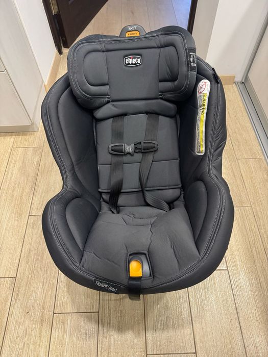 Автокрісло Chicco NextFit   ISOFIX Ідеальний стан.