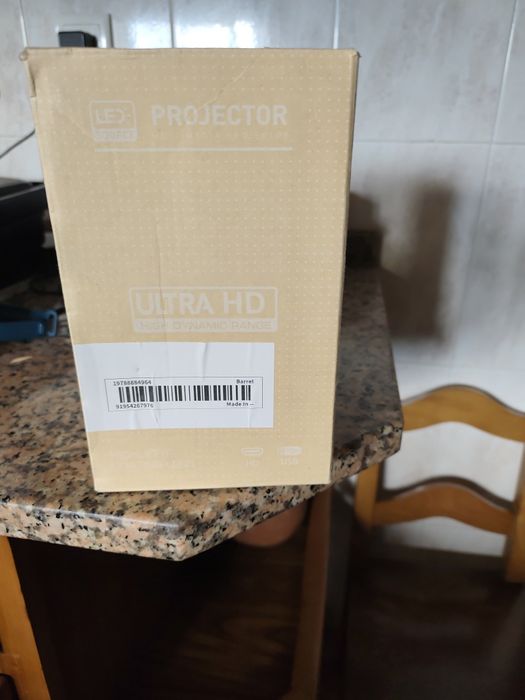 Projector HY300 ultra HD