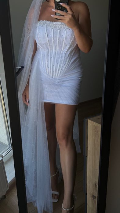 Весільна сукня продам