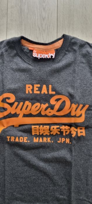 Superdry L.     .