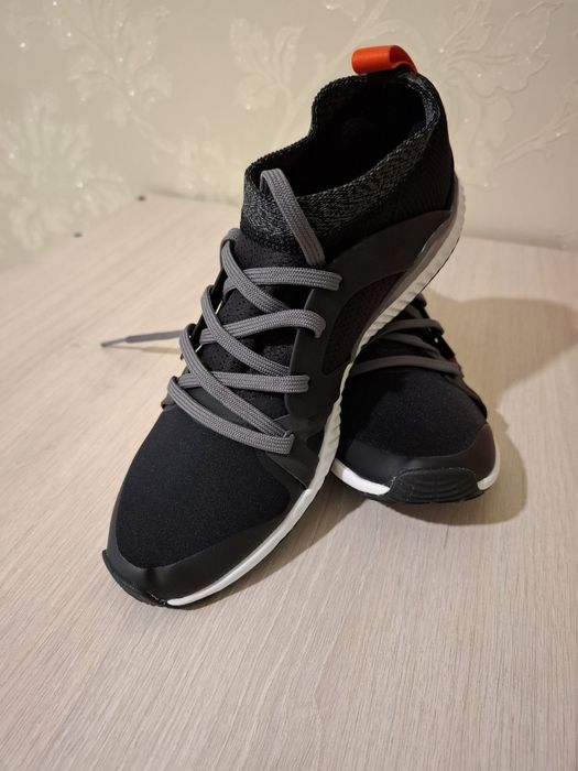 Кросівки жіночі adidas