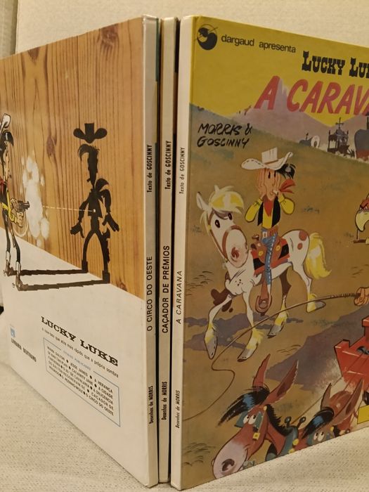 Conjunto de 3 antigos livros do Lucky Luke