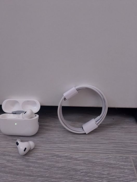 Air pods pro 2          OKAZJA