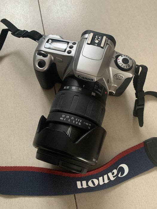 Aparat analogowy Canon 300