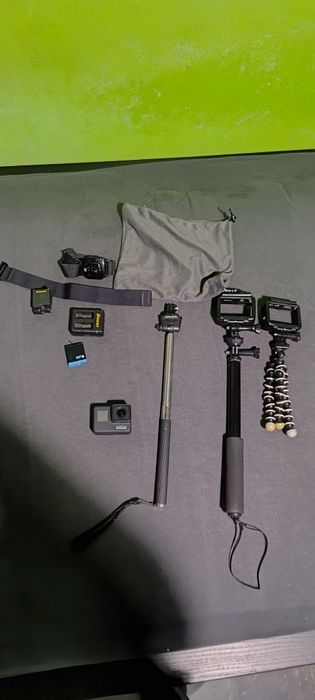 Go pro hero 7 + bateria + jakieś akcesoria